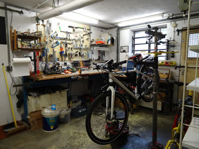 Fahrradwerkstatt – Klein Borstel hilft e.V. Fahrradwerkstatt – Klein Borstel hilft e.V.